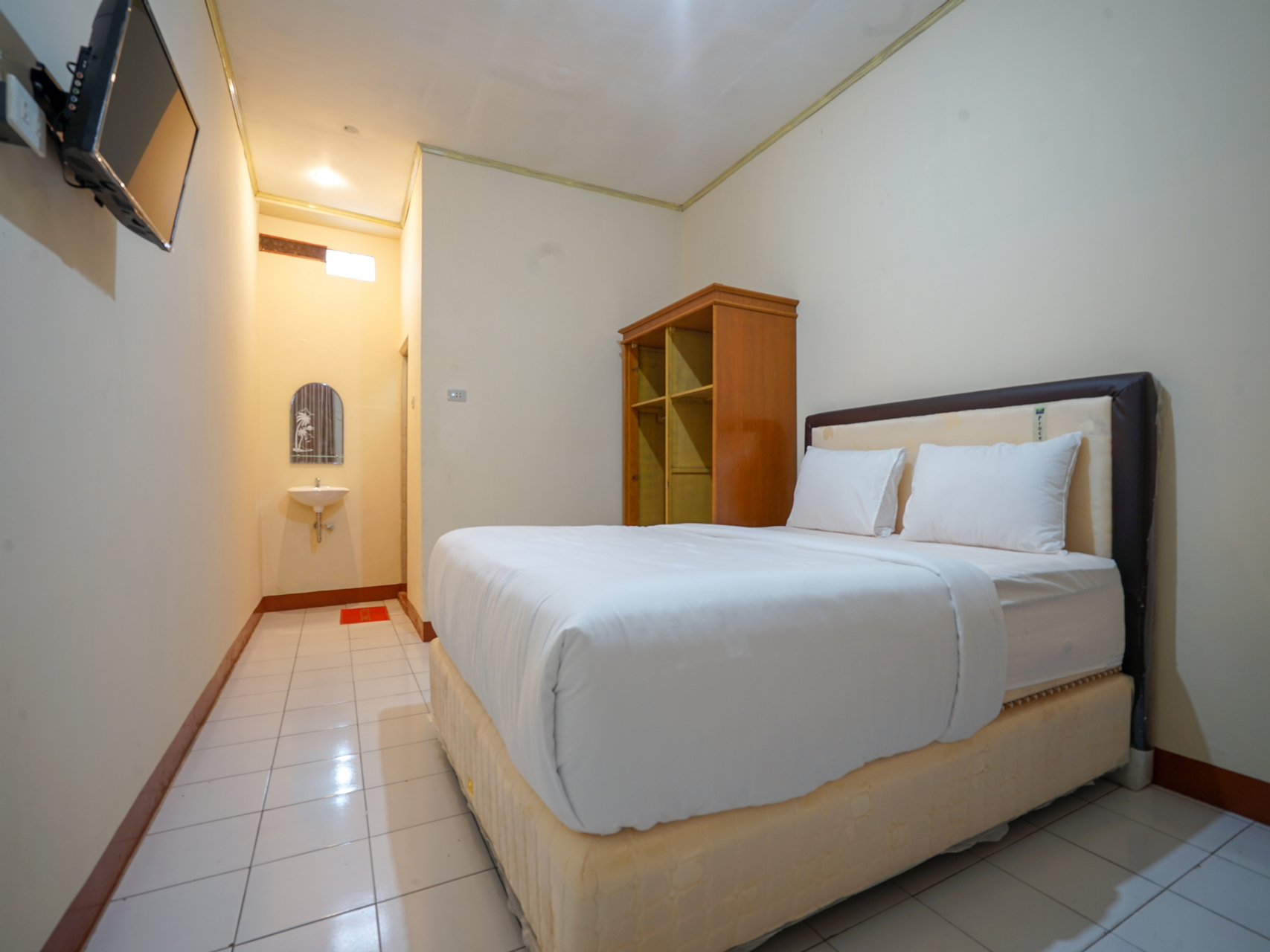 Room 12