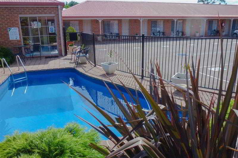 Sport & Beauty, Colonial Motor Inn Bairnsdale, E. Gippsland - Bairnsdale