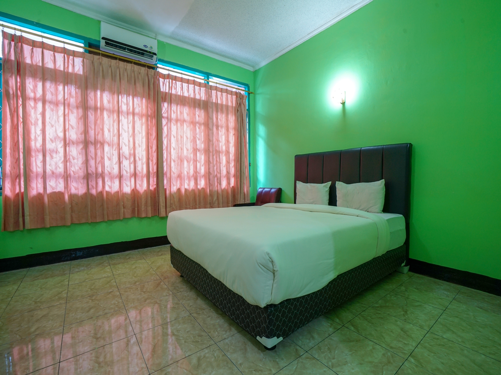 Room 7