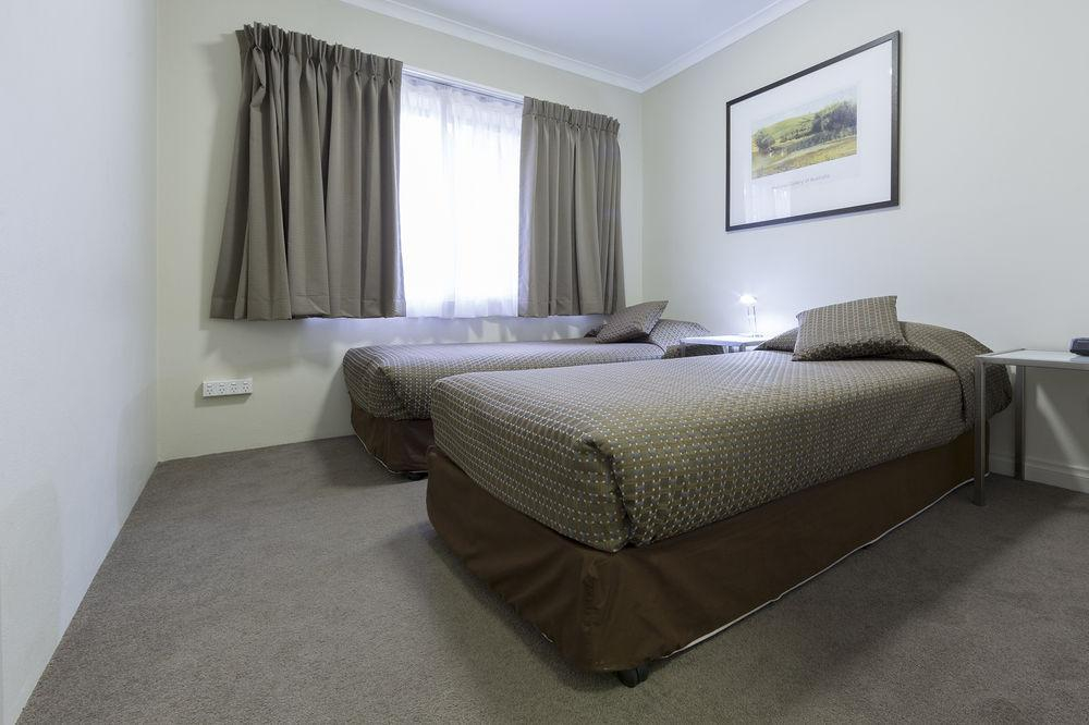 Bedroom 3, Forrest Hotel and Apartments, Forrest