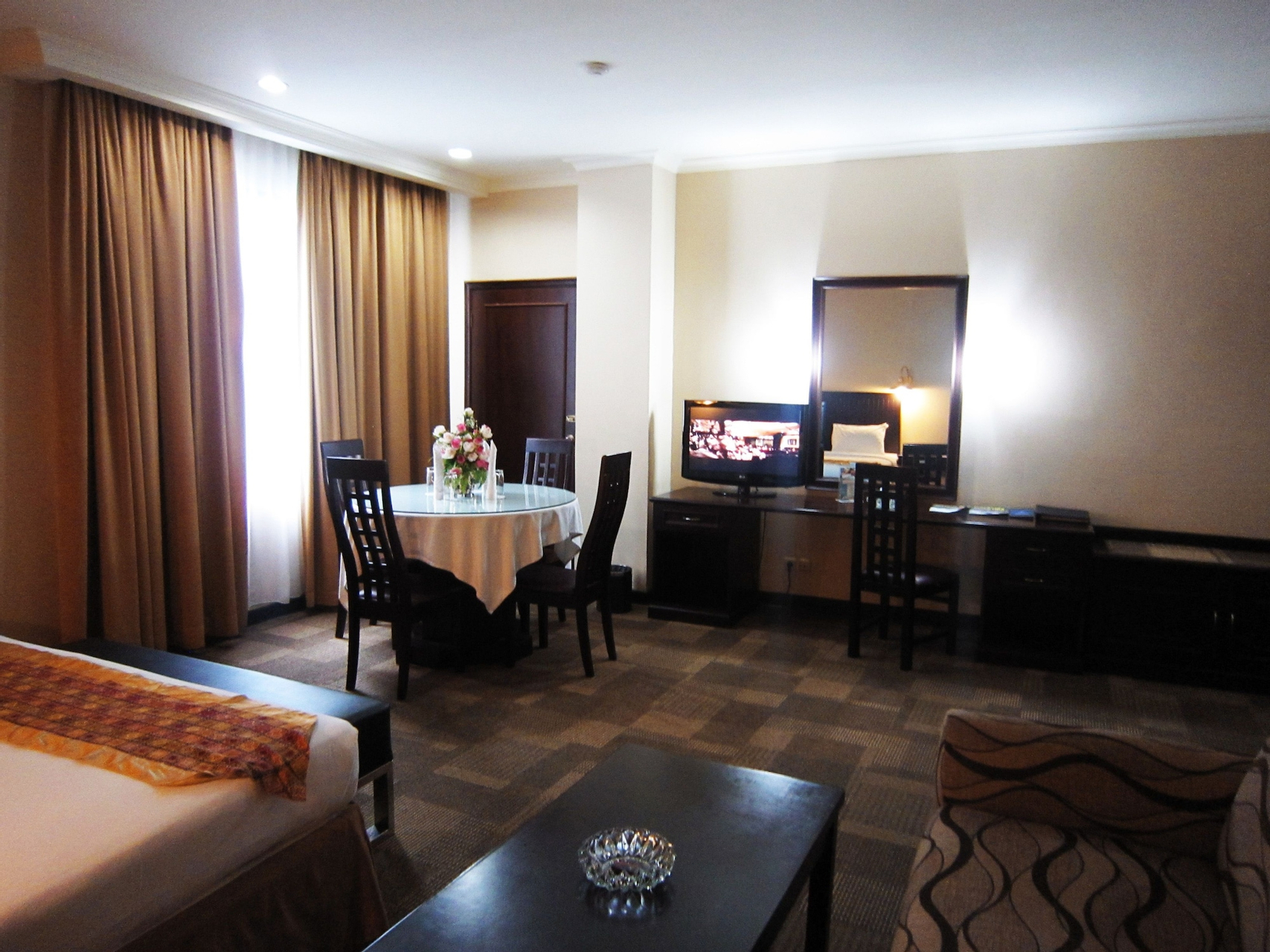 Room 8