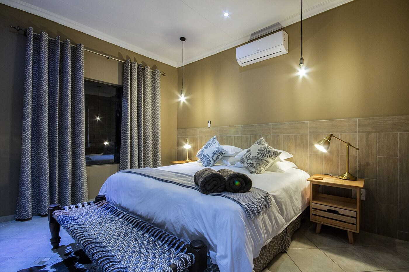Room 12