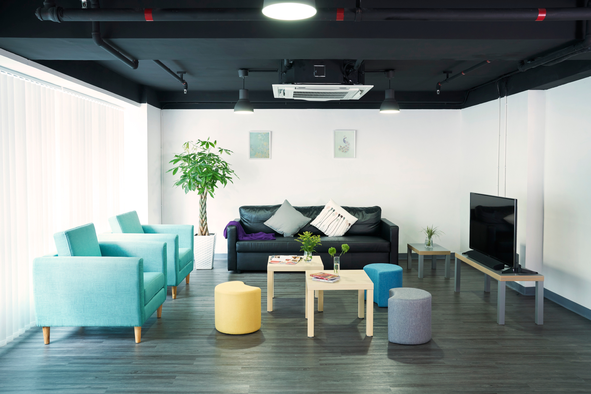 Public Area, Minimal Hotel Culture, Sham Shui Po