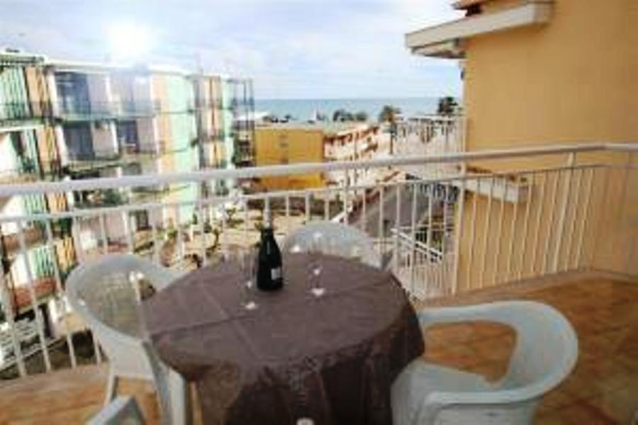 Others, Riudoms  3 Apartment, Afmadow