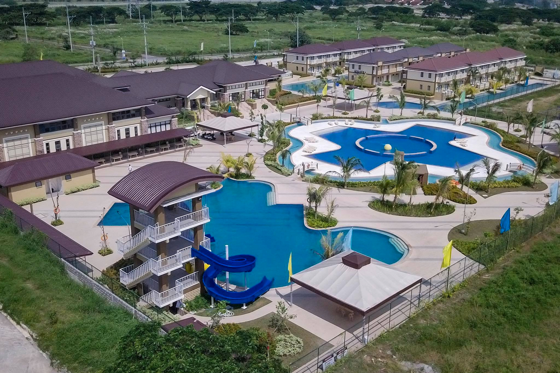 Aquamira Resort, Naic