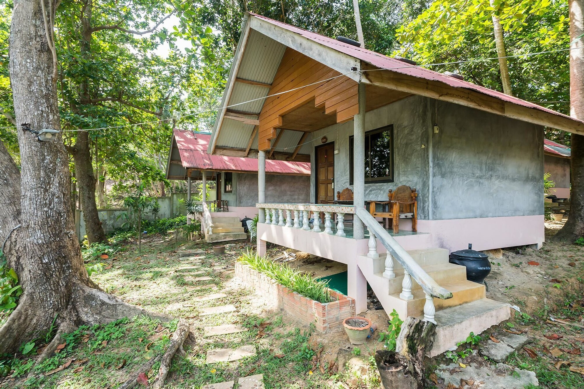 Exterior & Views, Budget KK Hill Resort, Ko Lanta