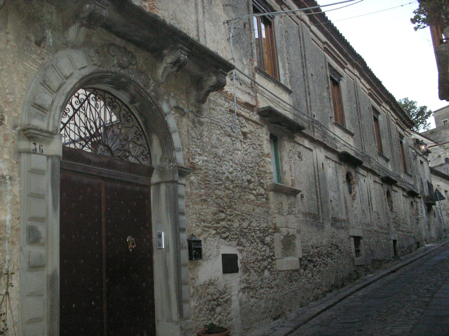 Casa Ferrari, Reggio Di Calabria