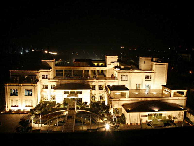 Treehouse Hotel Club & Spa, Bhiwadi, Alwar