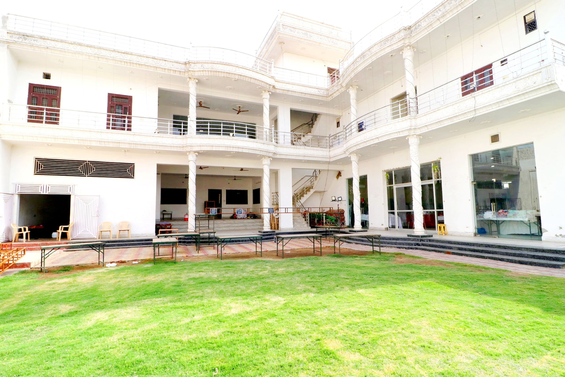 Exterior & Views, OYO 43293 Hotel Pushp Vatika, Bhiwani