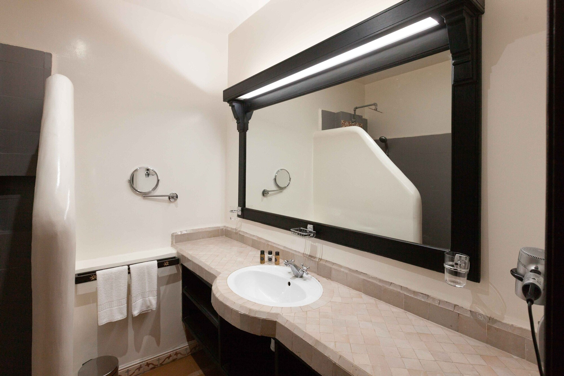 Bathroom 17