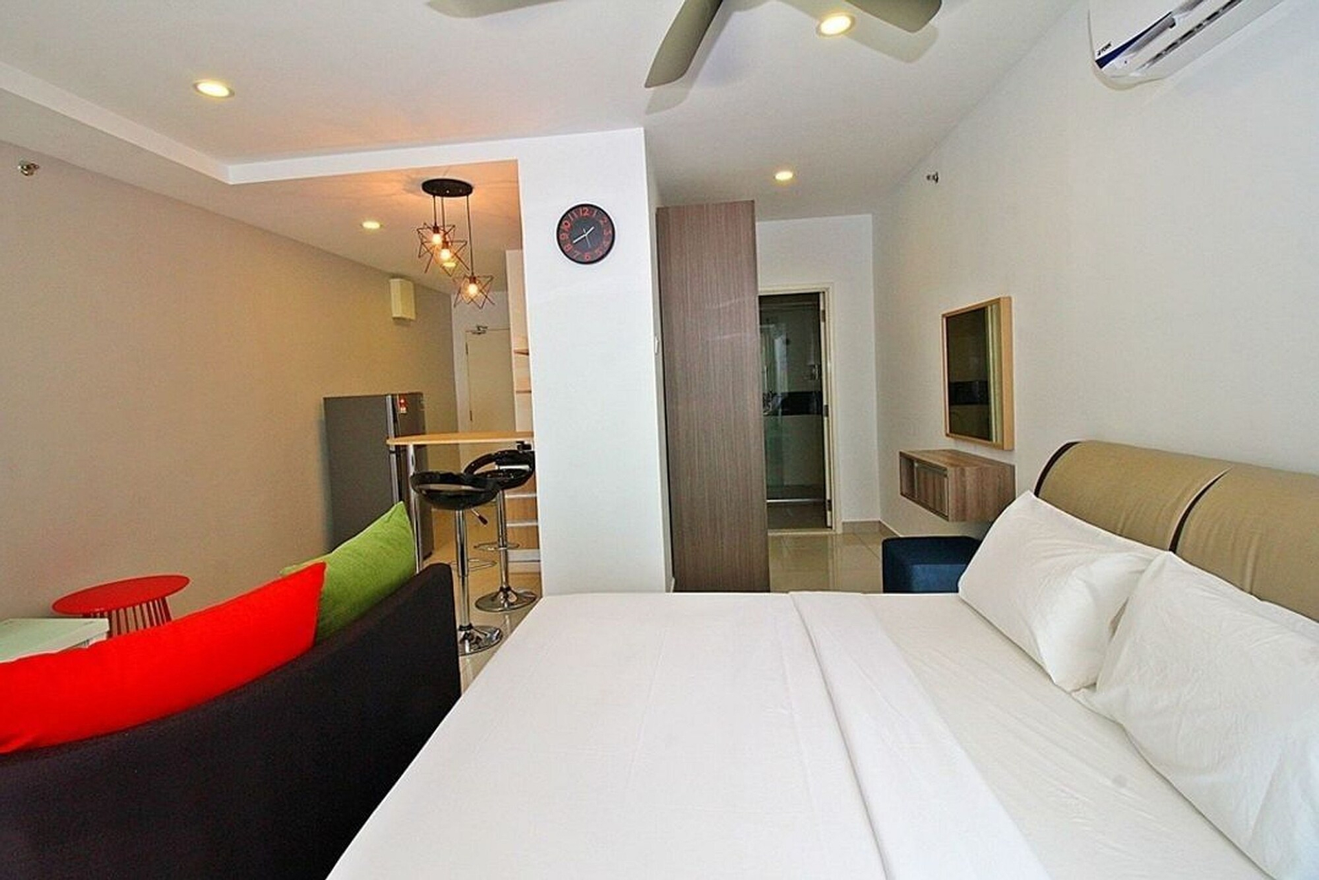 Room 21