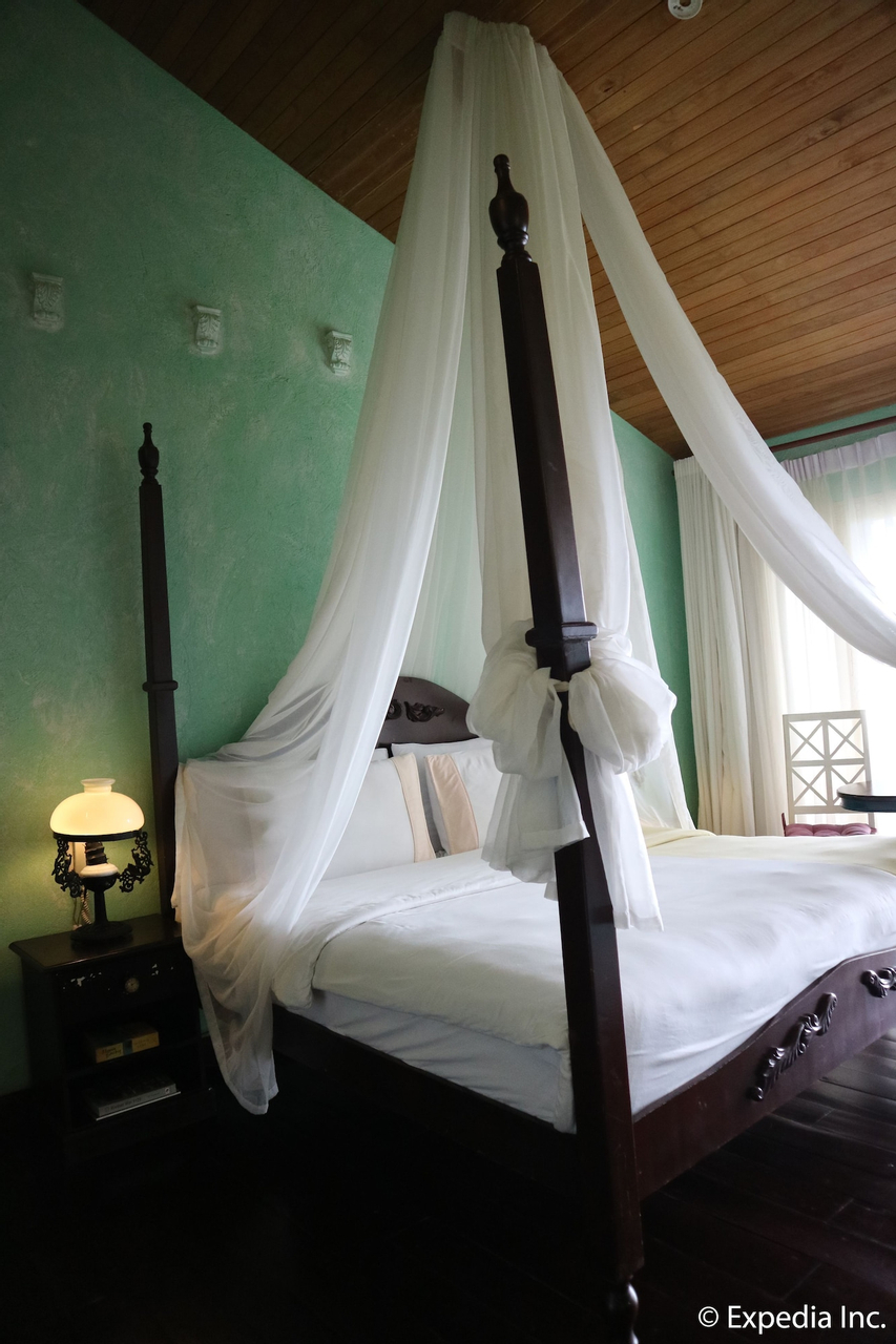 Bedroom, Joaquin's Bed and Breakfast, Tagaytay City