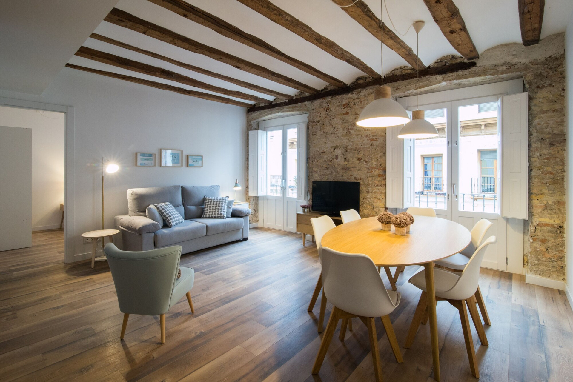 Dining Room, Apartamentos Almada, Zaragoza