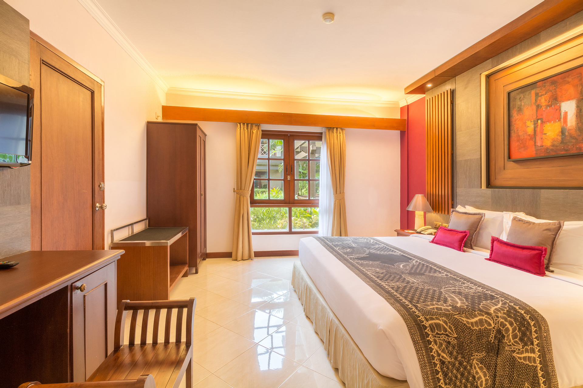 Suite Junior King - Pemandangan Taman