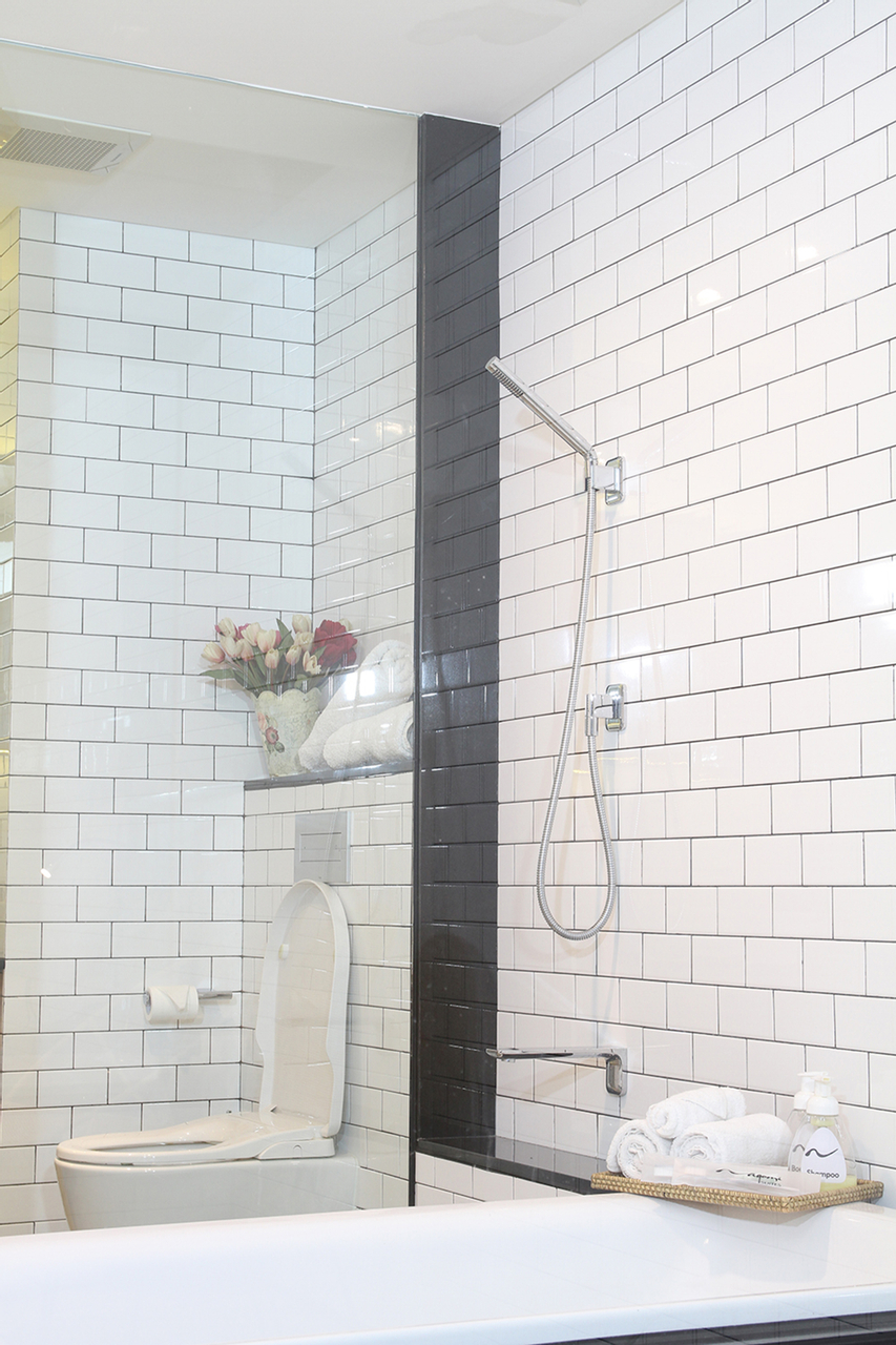 Bathroom 17