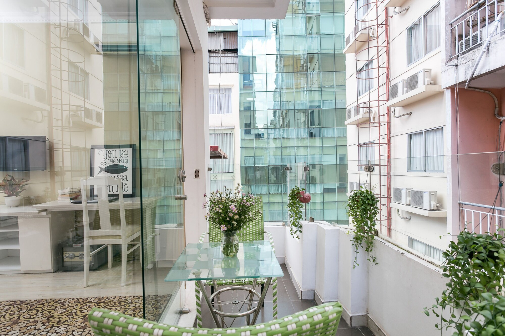 Exterior & Views, Yuri SaiGon Service Aparment, Quận 1