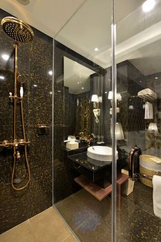 Bathroom 4