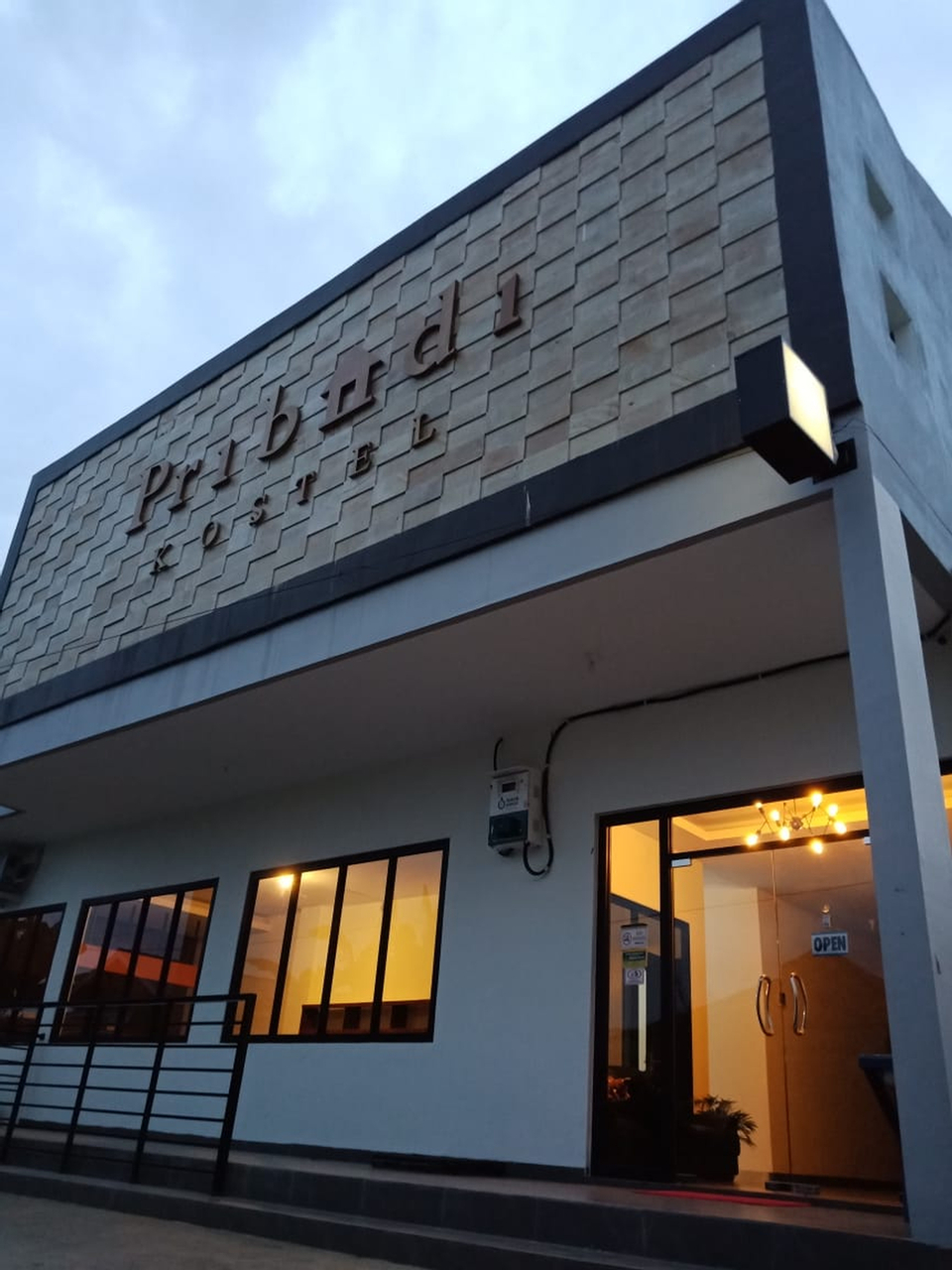 Pribadi Kostel Palembang, Palembang