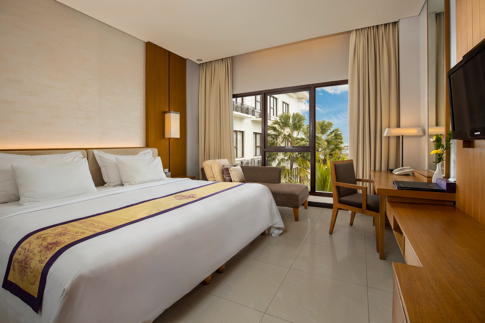 Kamar Deluks Double atau Ranjang Lain