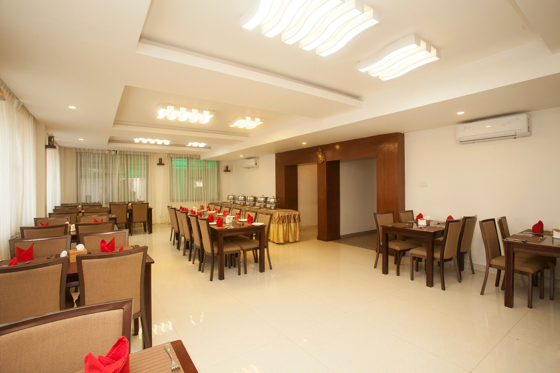 Food & Drinks 5, Capital O 686 Hotel Mala Inn, Rapti