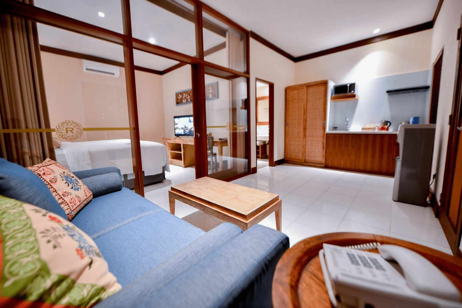 Studio Double atau Ranjang Lain - Pemandangan Taman