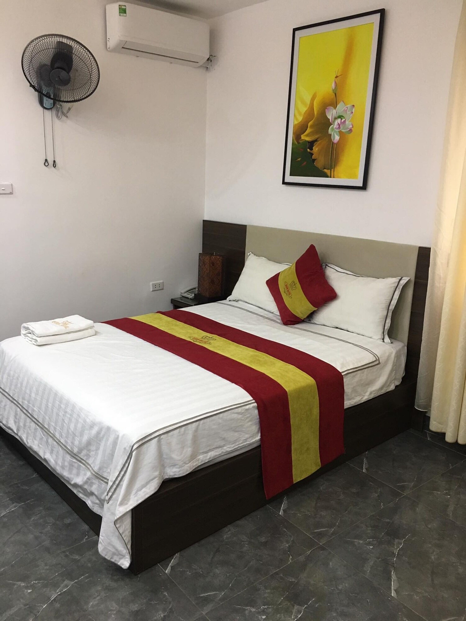 Bedroom 2, Queen Mo Lao Hotel , Hà Đông