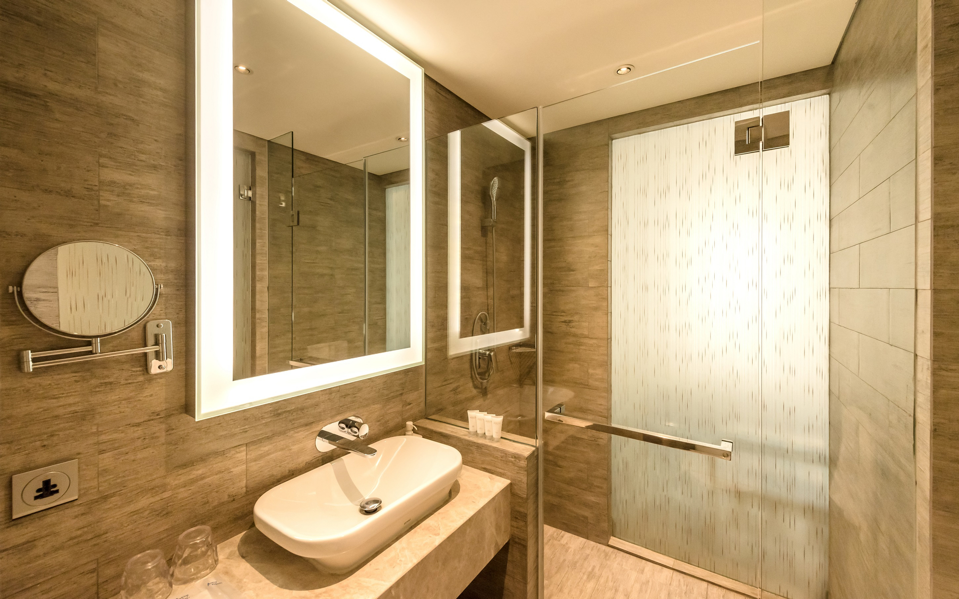 Bathroom 6