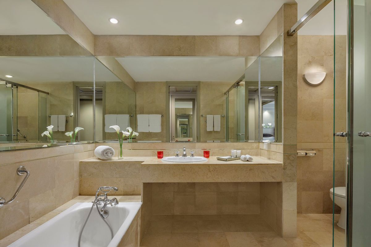 Bathroom 9