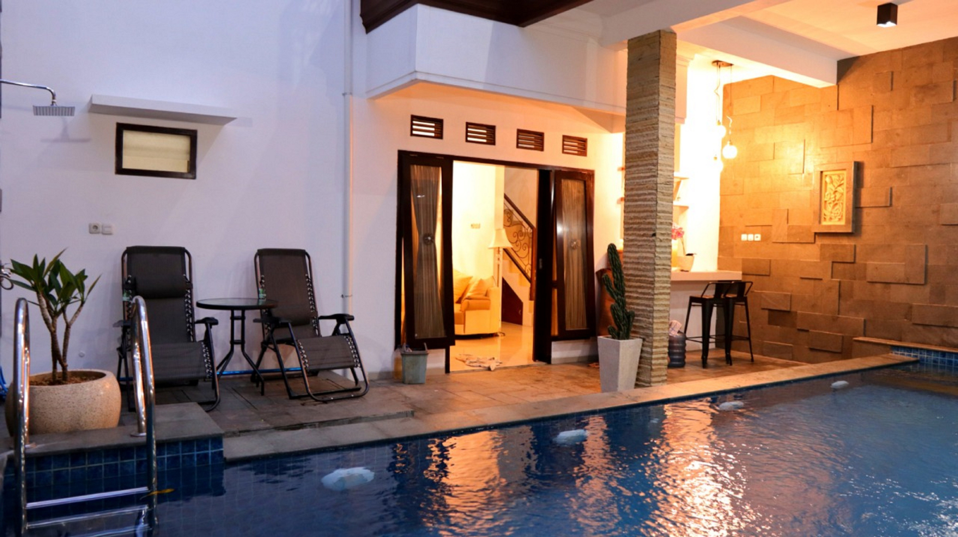 Exclusive Villa Heinbill 2 Estate 5 Bedroom, Malang