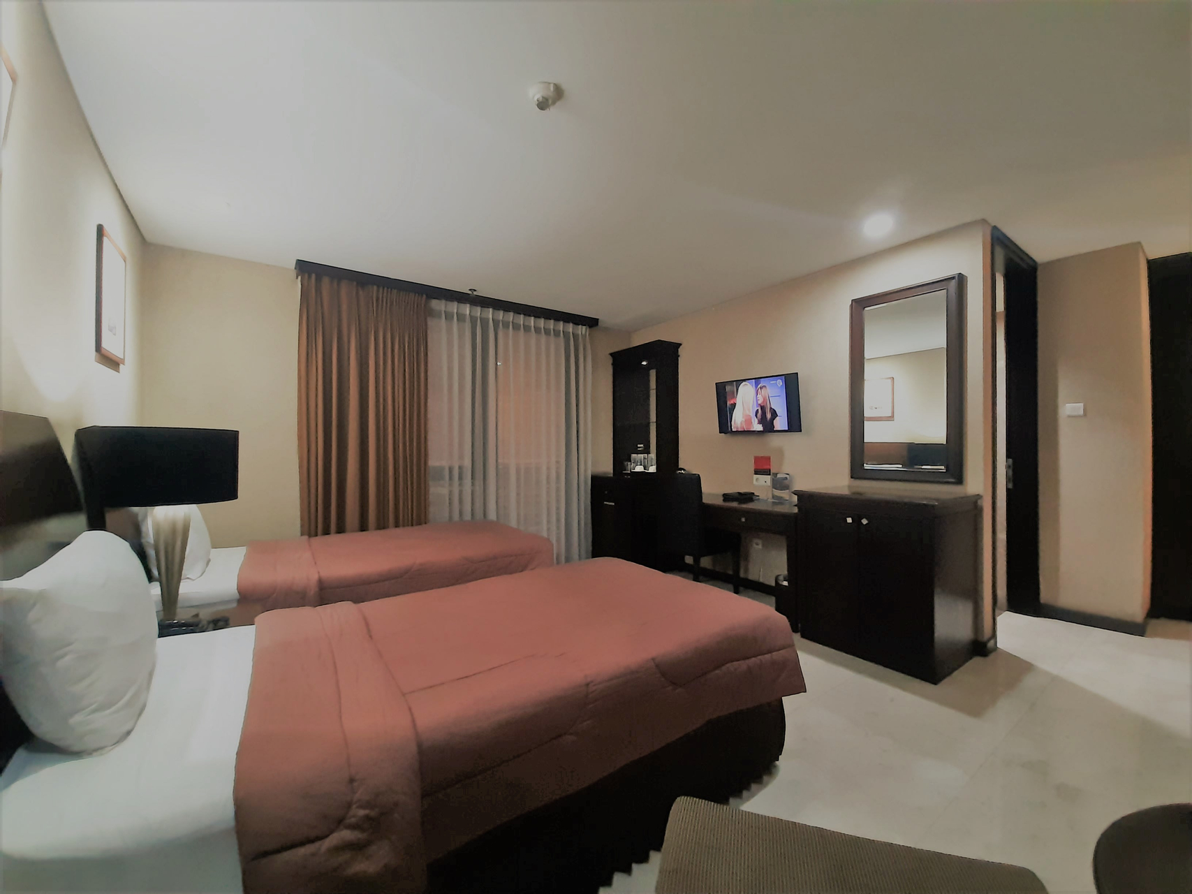 Bedroom 3, The Palais Dago Hotel, Bandung