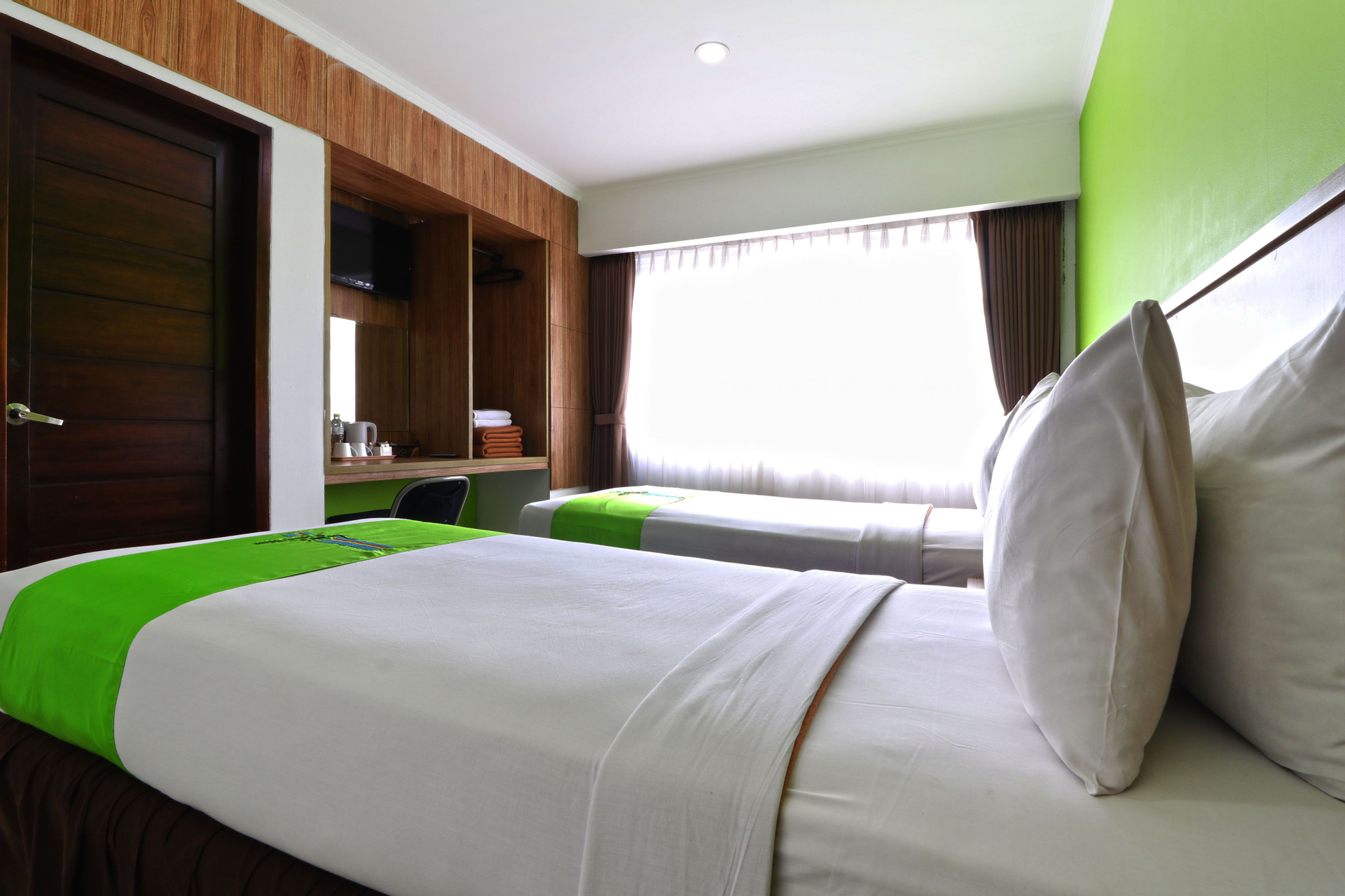 Bedroom 3, Hotel Bumi Makmur Indah, Bandung