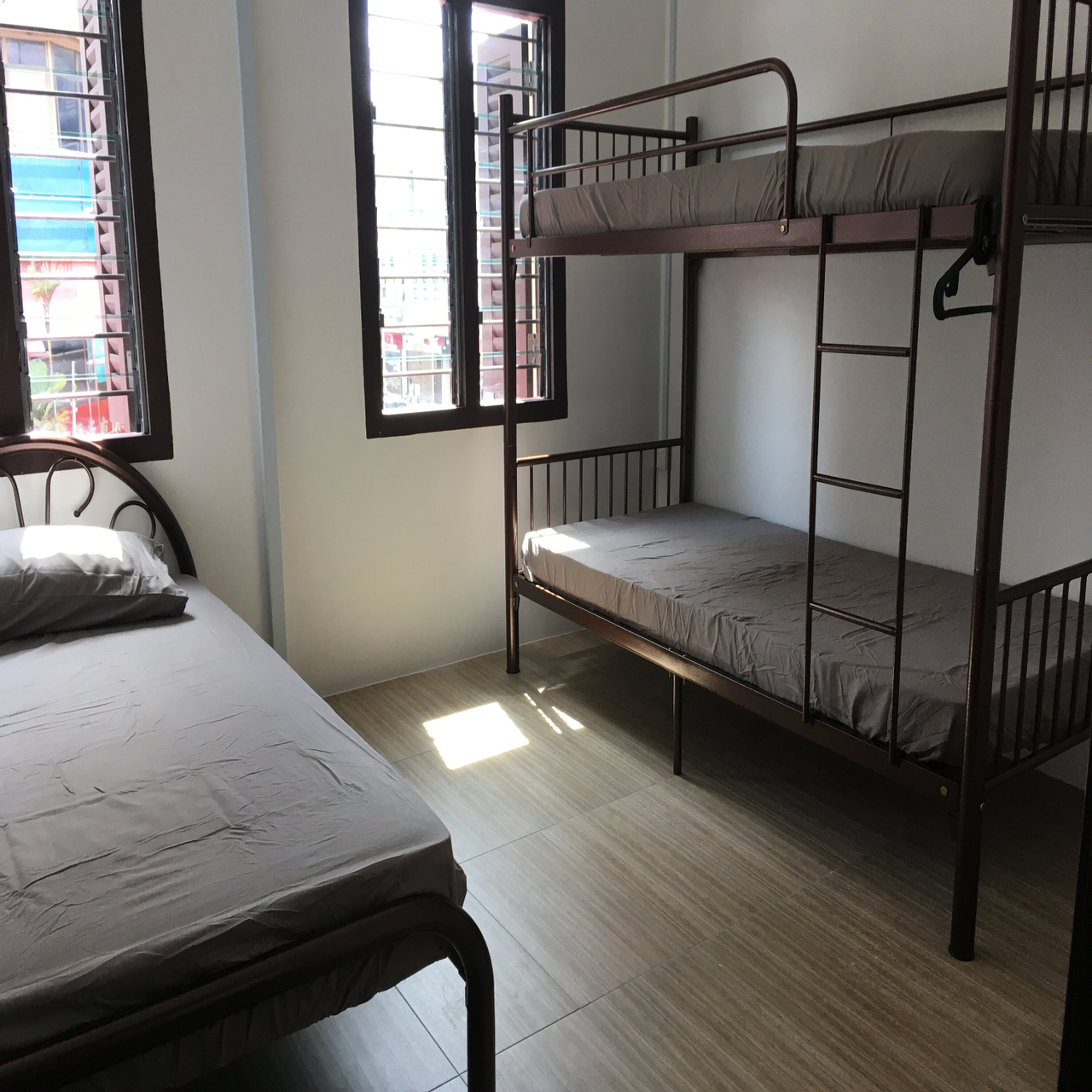 Bed 4