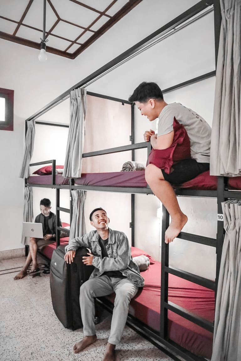 Bed 12