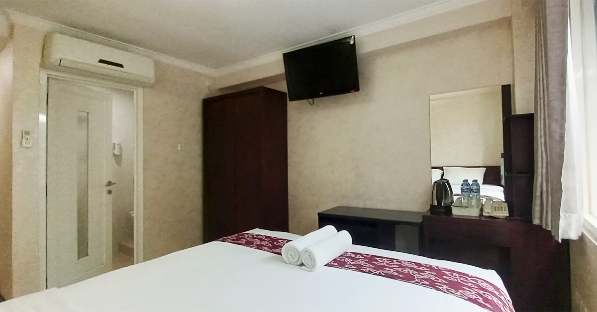 Bedroom 3, KRISTALIA HOTEL BANDUNG, Bandung