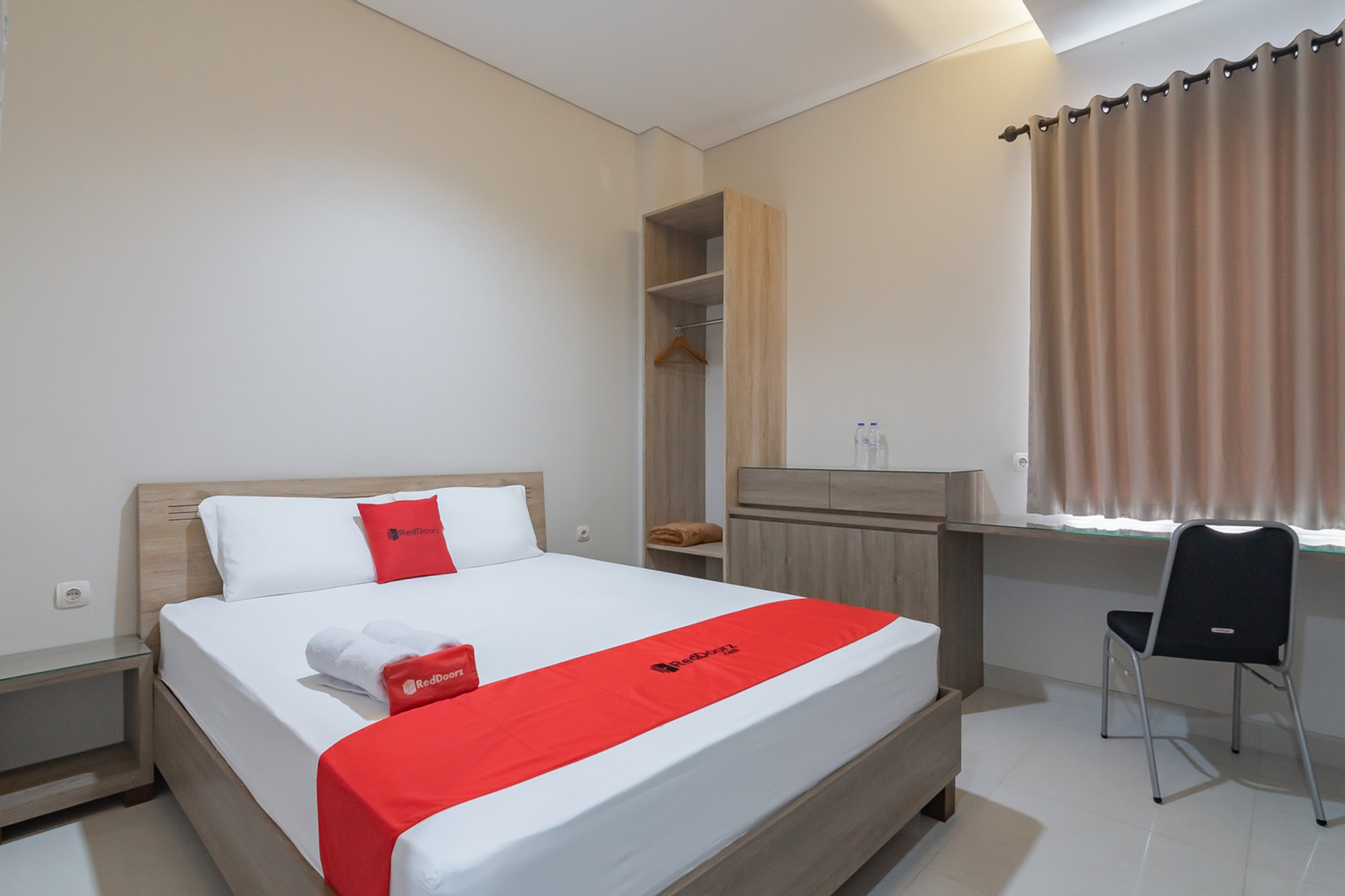 RedDoorz Plus @ Cirebon City Center, Cirebon