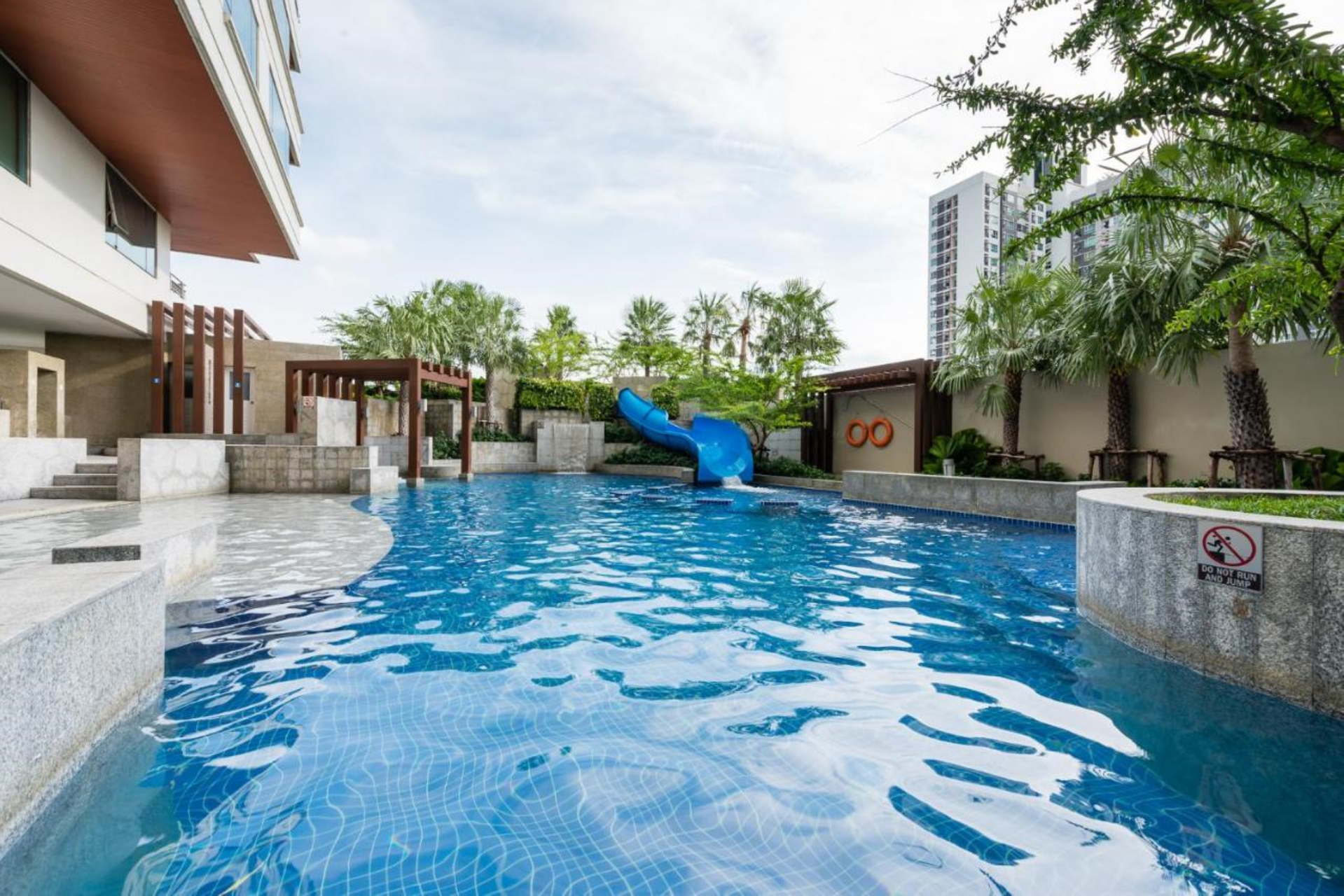 Sport & Beauty 3, Jasmine Grande Residence, Khlong Toey