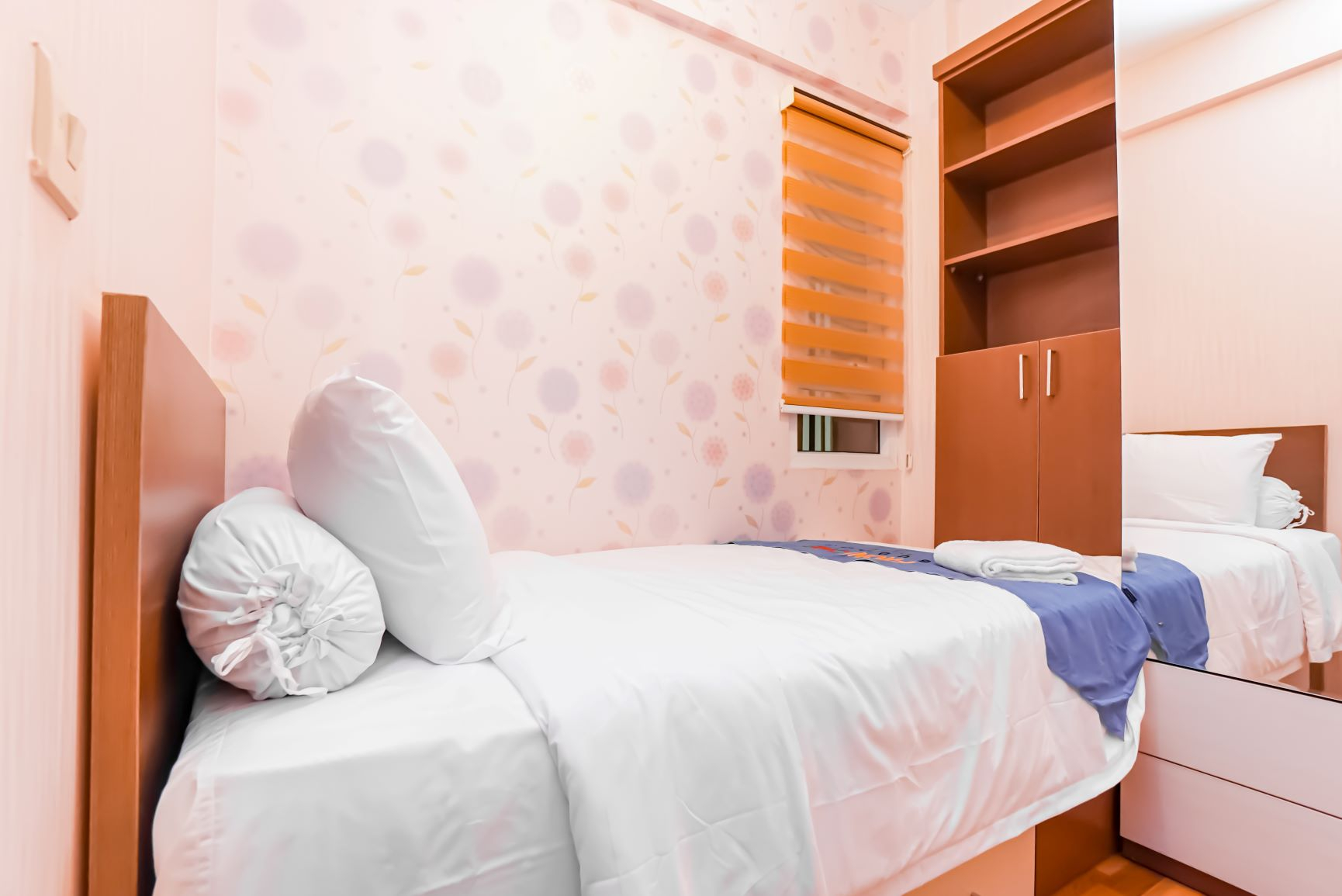Suite Double atau Ranjang Lain - Pemandangan Kota