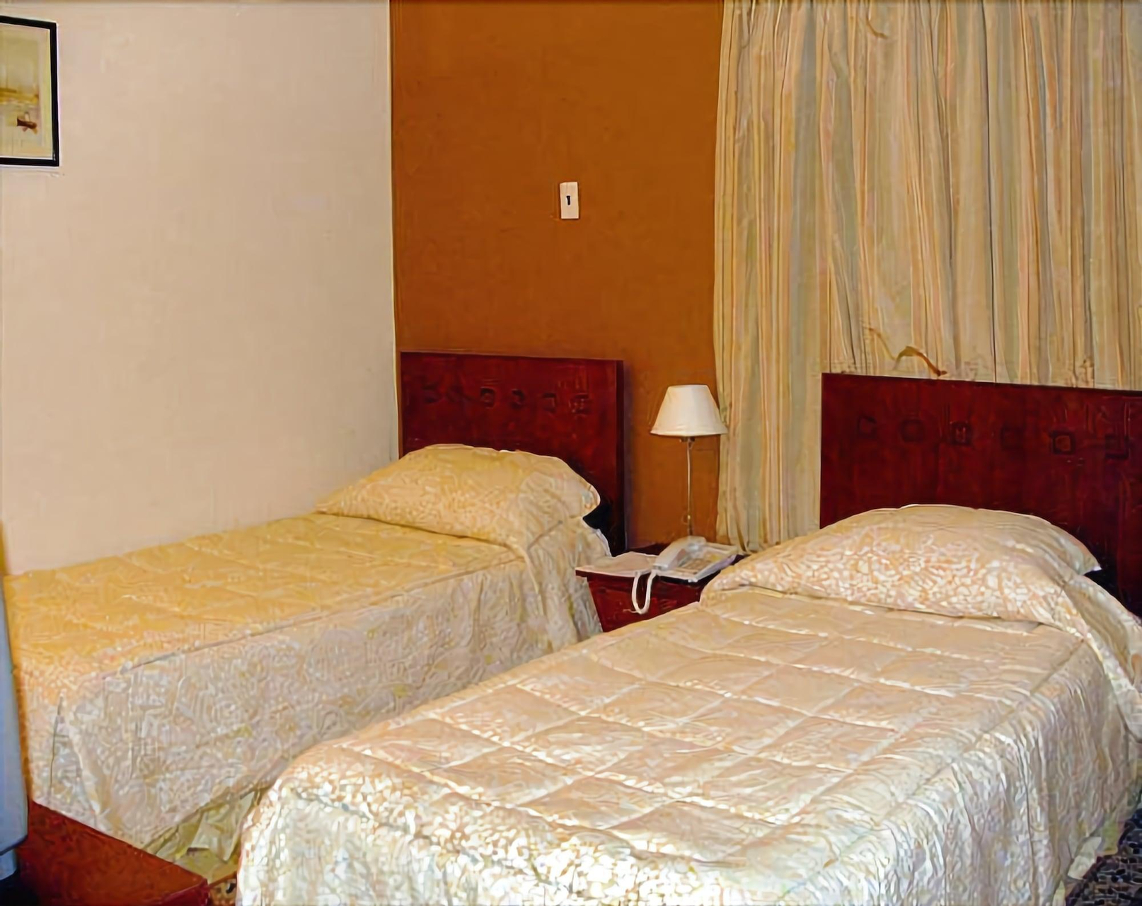 Bedroom 3, Golden Carven Hotel, Heliopolis