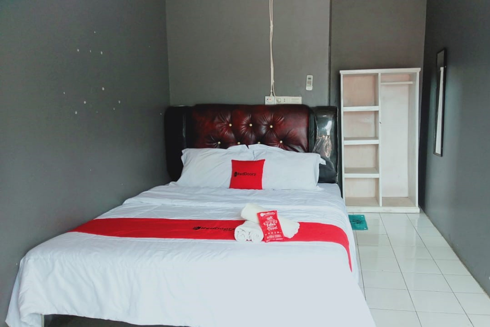 RedDoorz near Silampari Airport Lubuk Linggau, Lubuklinggau