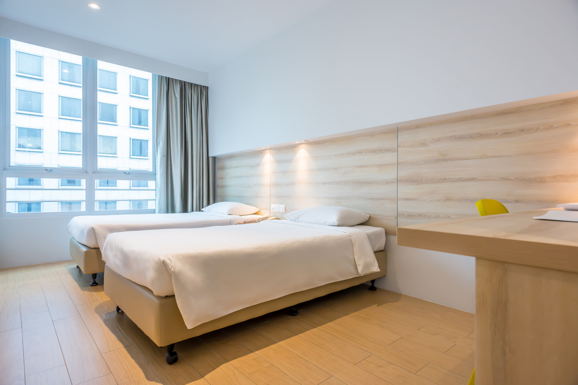 Kamar Deluks Double atau Twin