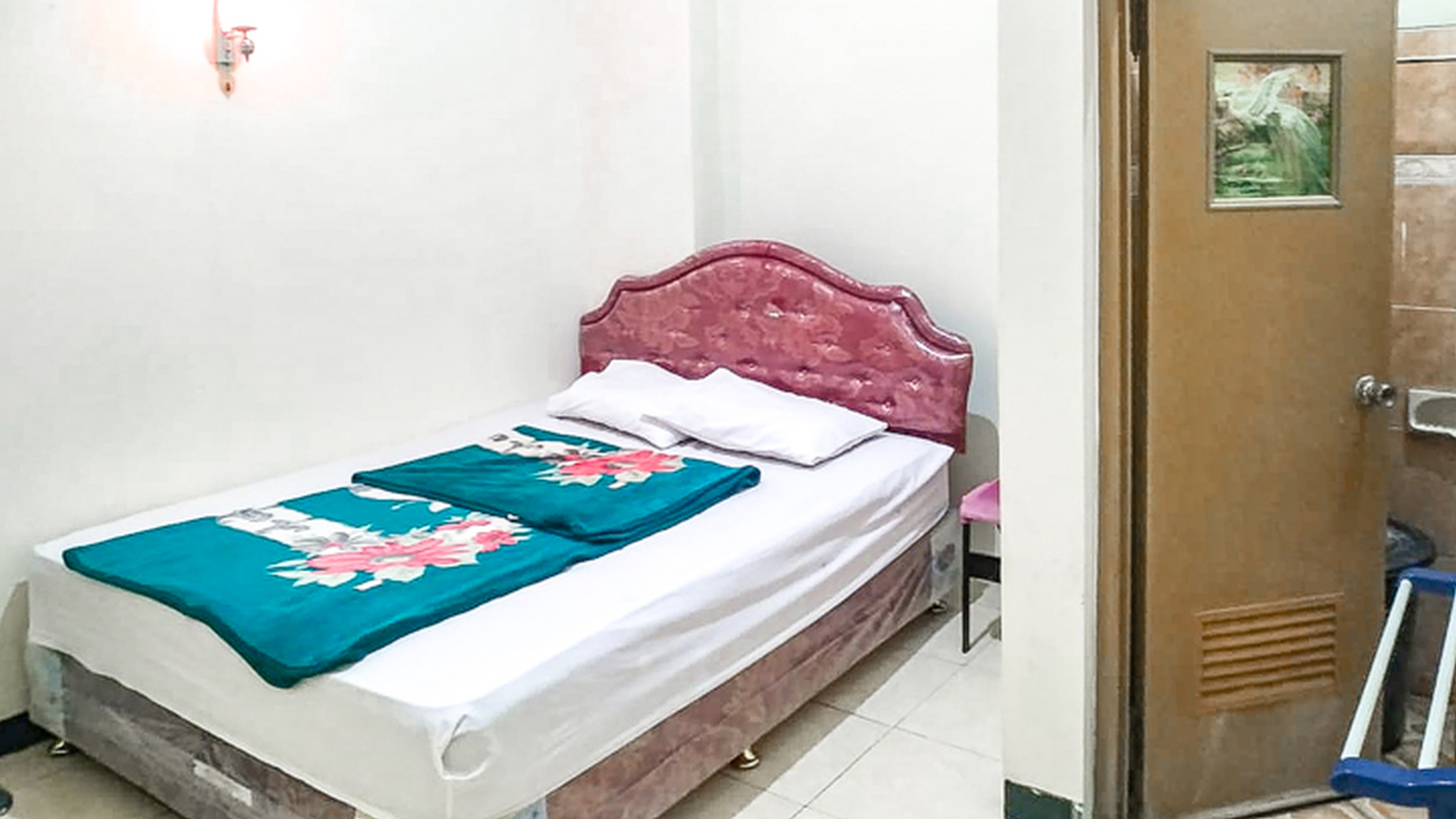 Bedroom 1, Villa Al Barokah Syariah Family Redpartner near Sarangan Lake, Magetan
