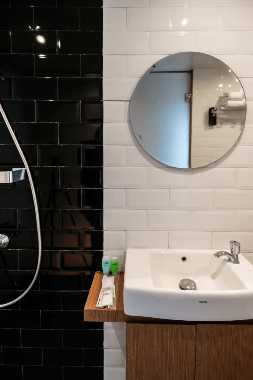 Bathroom 7