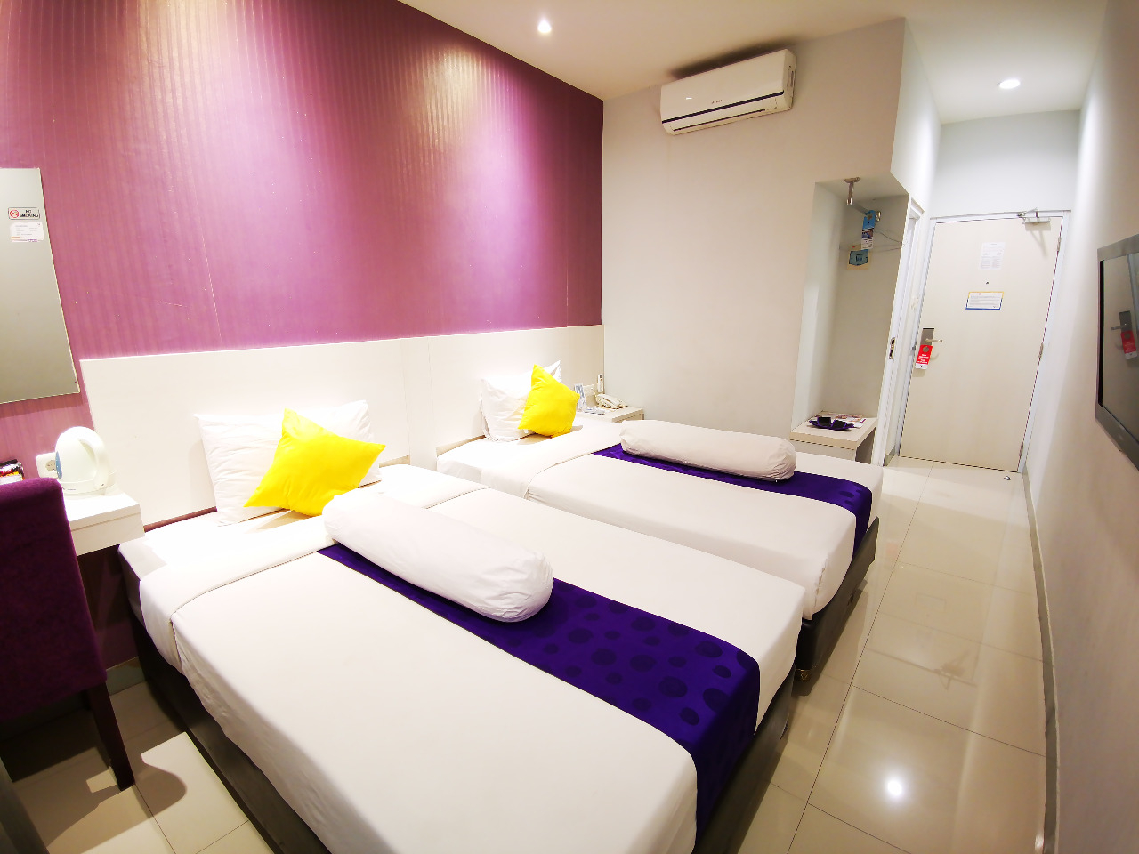 Bedroom 2, Vio Hotel Surapati, Bandung