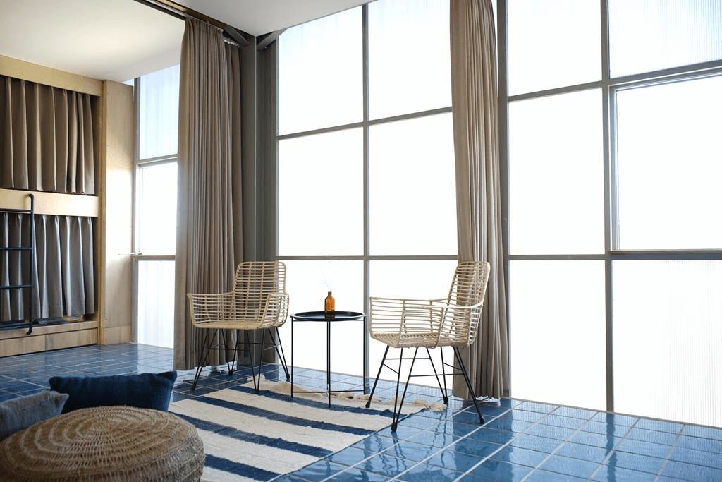 Living Area 2