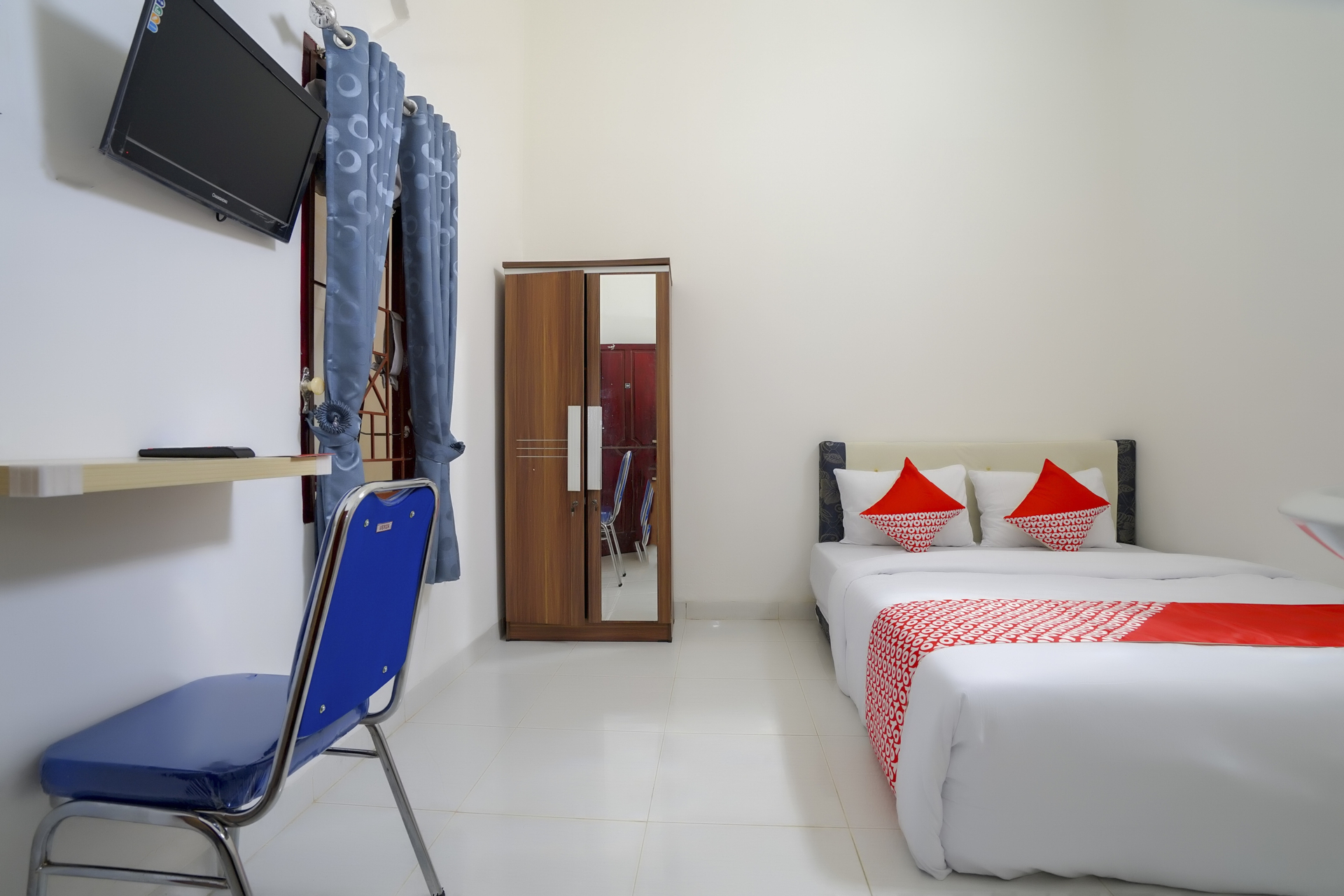 Room 12