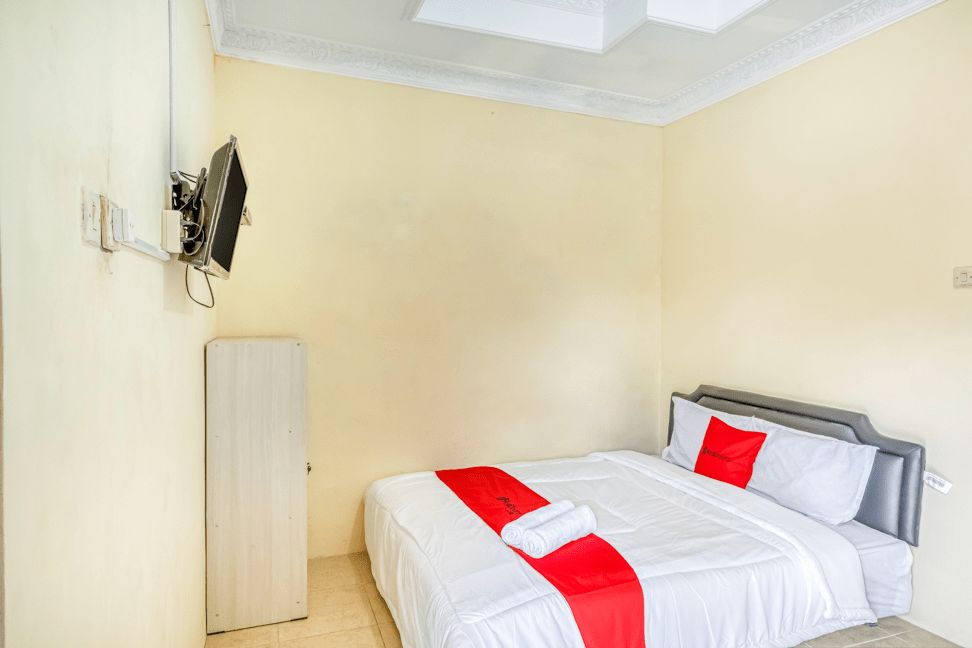 Bedroom 1, RedDoorz near Wisata Pantai Parangtritis, Bantul