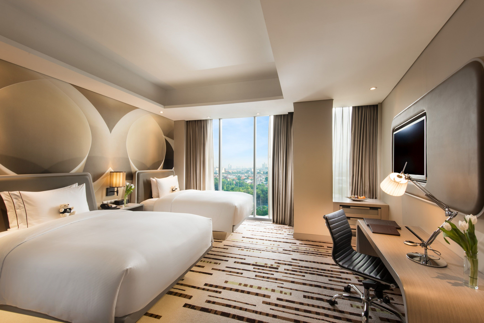 Exterior & Views 2, DoubleTree by Hilton Hotel Jakarta - Diponegoro, Jakarta Pusat