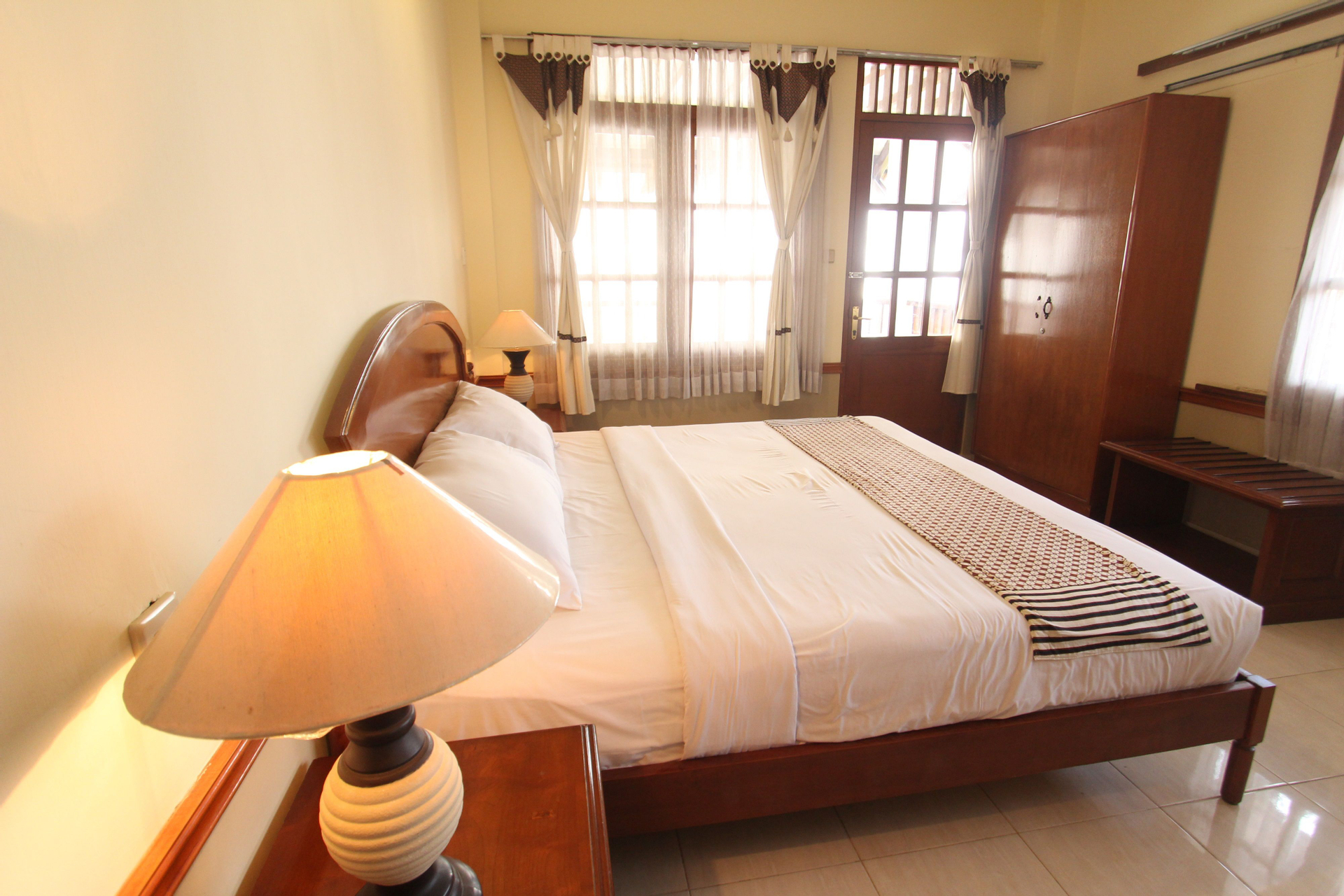 Bed 10