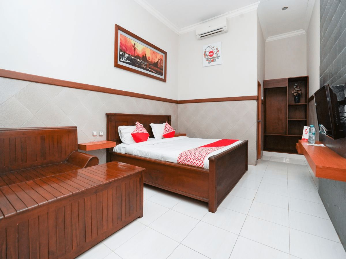 Bedroom 5, OYO 1588 Hotel Bintang (temporarily closed), Tuban