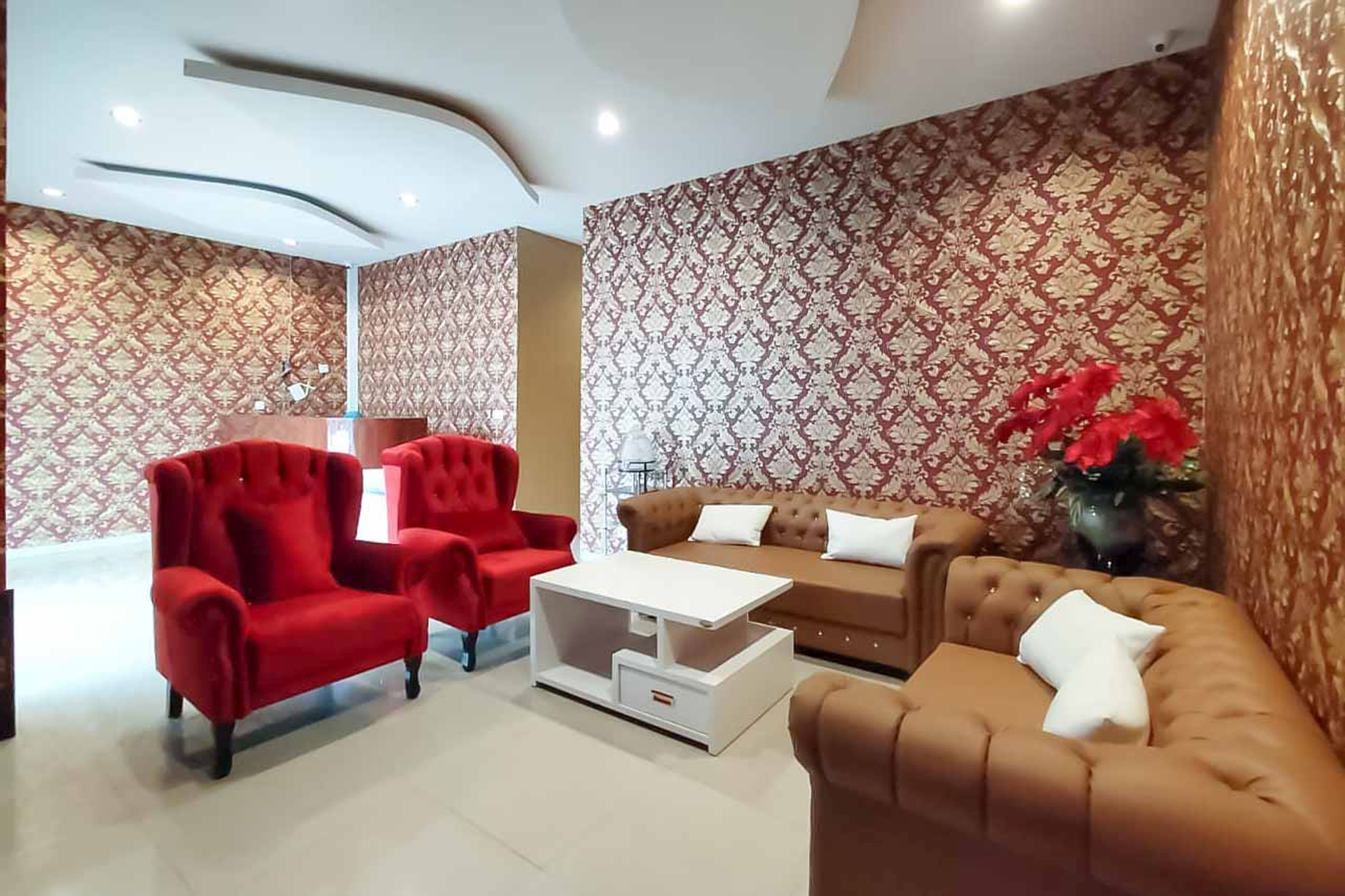 Public Area 4, RedDoorz Plus @ Jalan Letda Sujono Medan 2, Medan